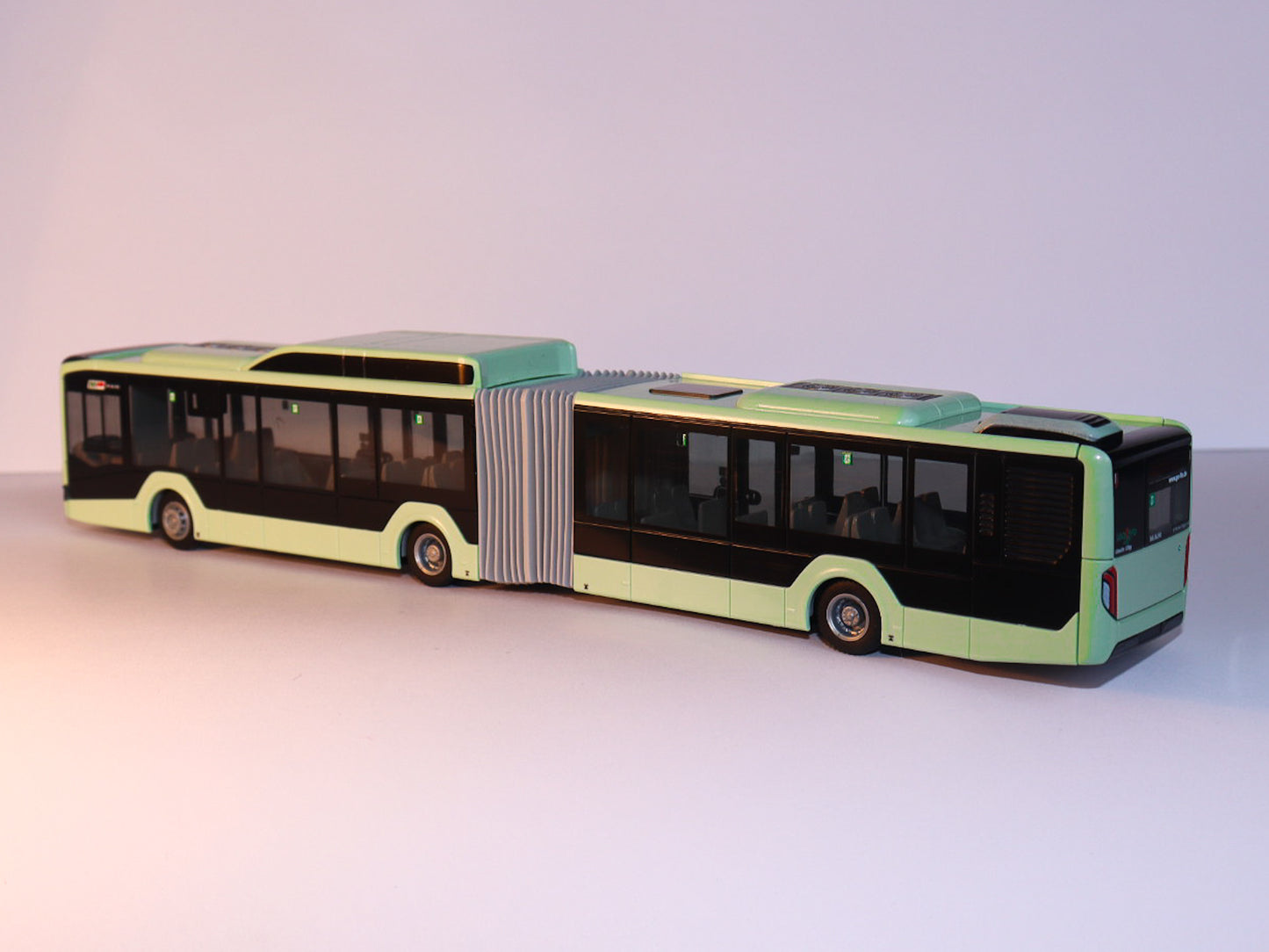 MAN Lion s City 18 G, hellgrün, SVF Frankfurt/Oder Modellbus Rietze 75833