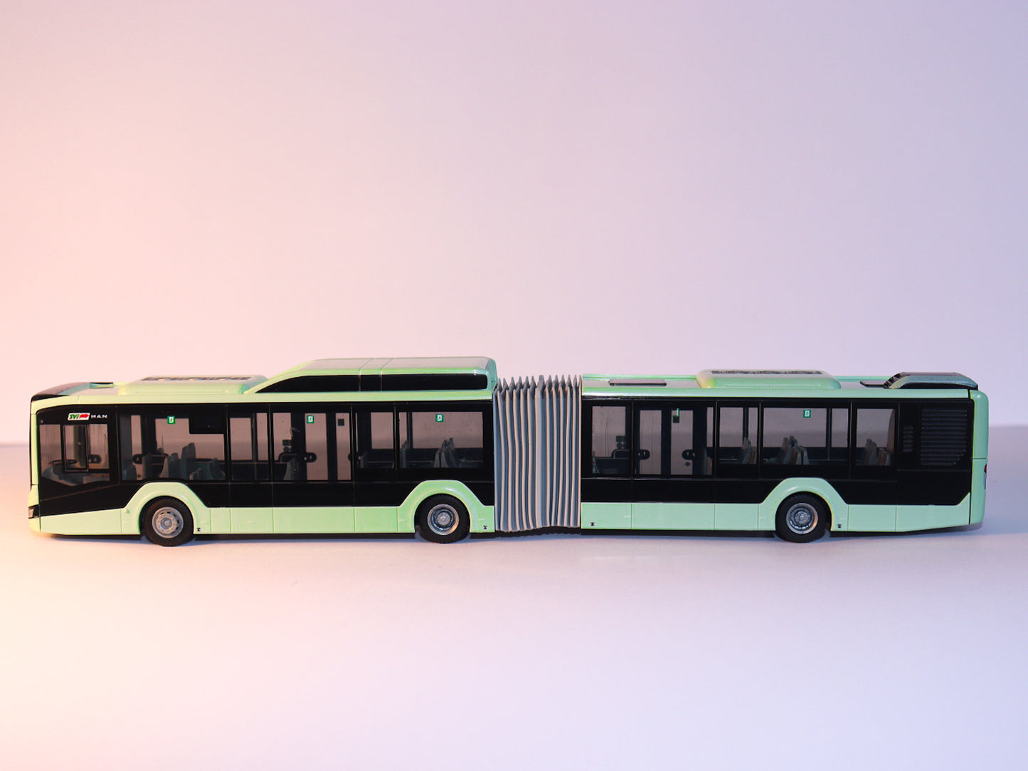 MAN Lion s City 18 G, hellgrün, SVF Frankfurt/Oder Modellbus Rietze 75833