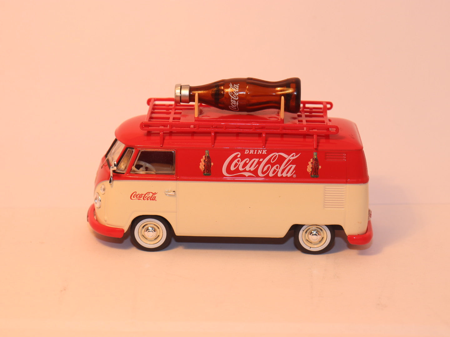 VW T1 Kastenwagen, RHD, Coca Cola mit Dachträger 1:43 Modellbus