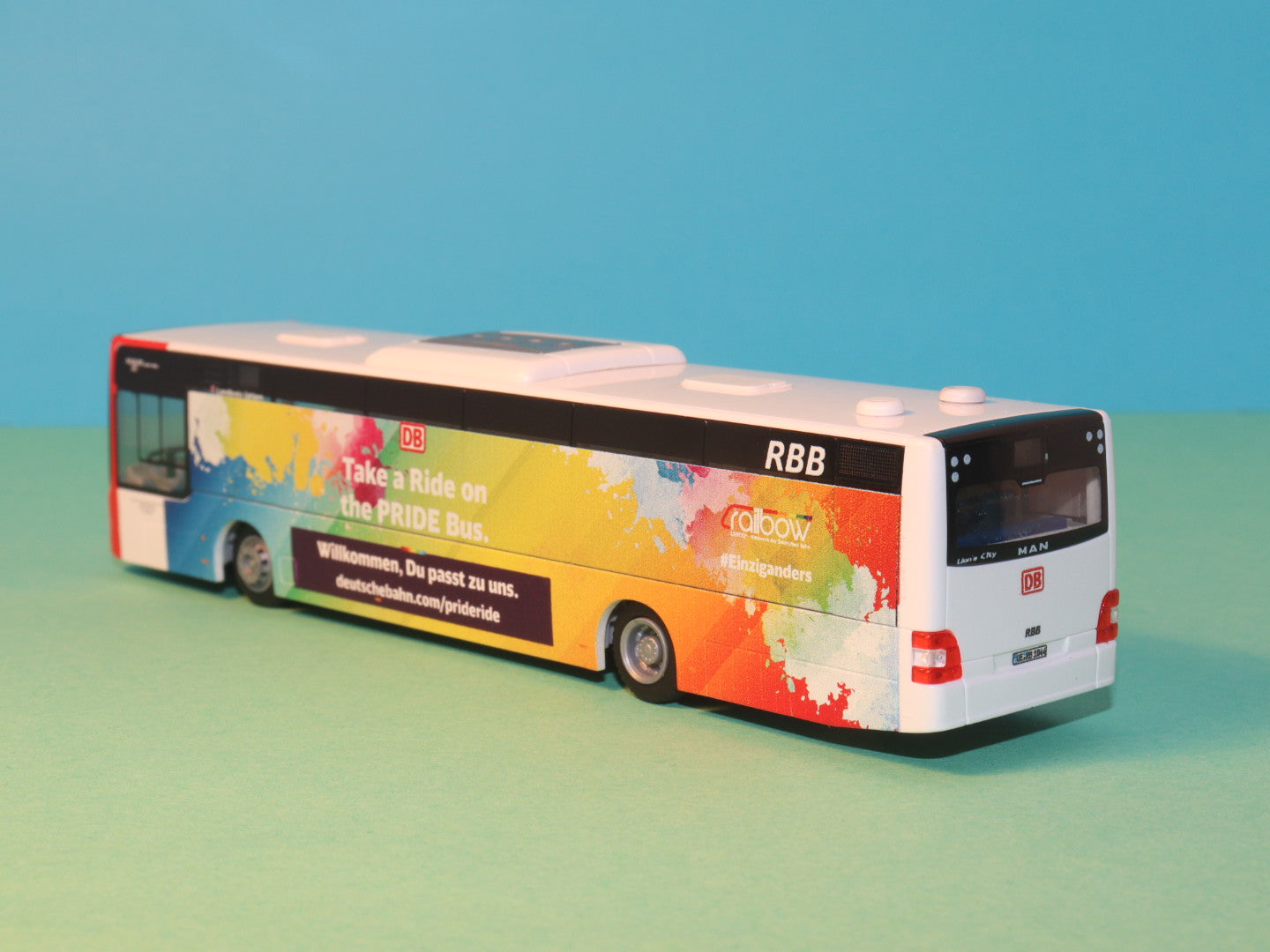 MAN Lions City Ü DB Pride Bus, RBB Deutsche Bahn Modellbus Rietze