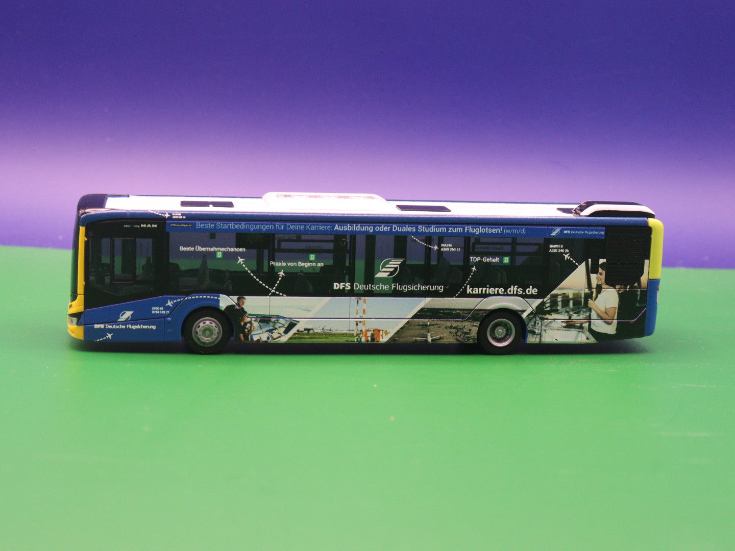 MAN Lions City 12 - Deutsche Flugsicherung (dfs) - Modellbus Rietze 75405