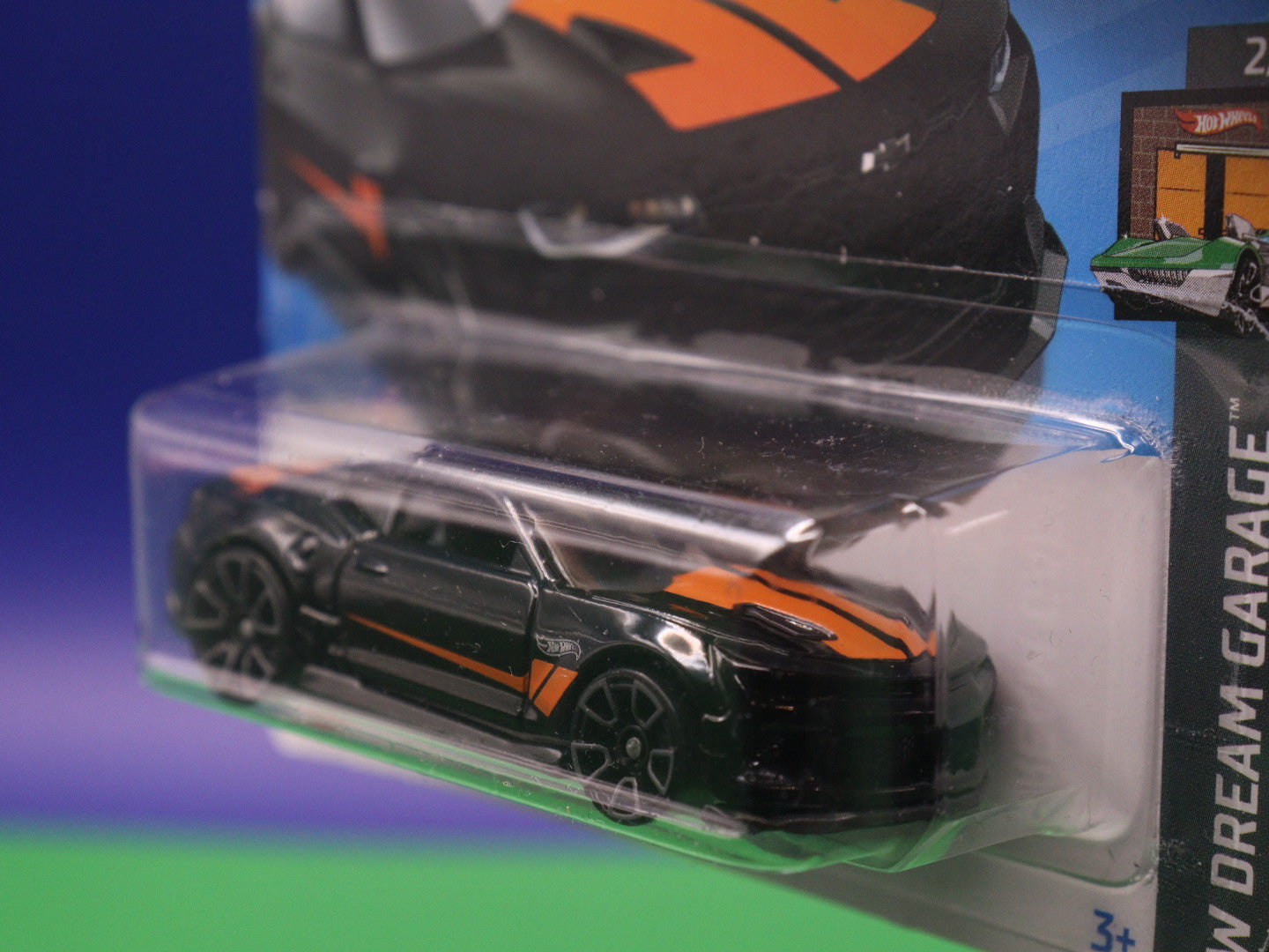 Hot Wheels - 18 Camaro SS - HW Dream Garage - Modellauto Mattel