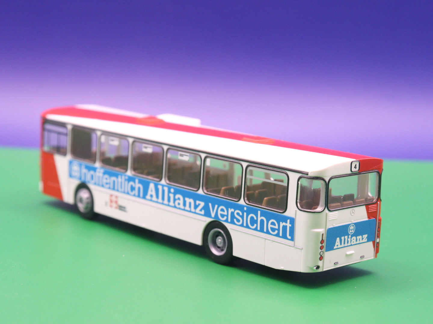Mercedes Benz O 305 - Stadtwerke Offenbach am Main - Allianz Versicherung - Modellbus Rietze 74323
