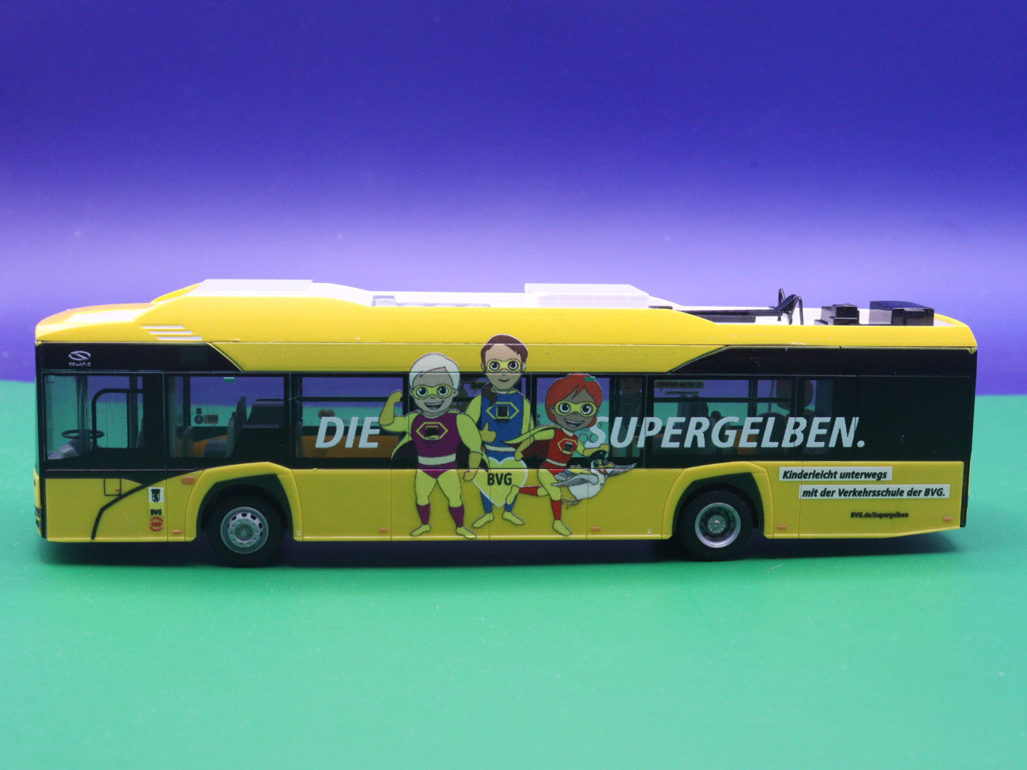 Solaris Urbino 12 electric - BVG Berlin - Verkehrserziehung Modellbus Rietze 73055