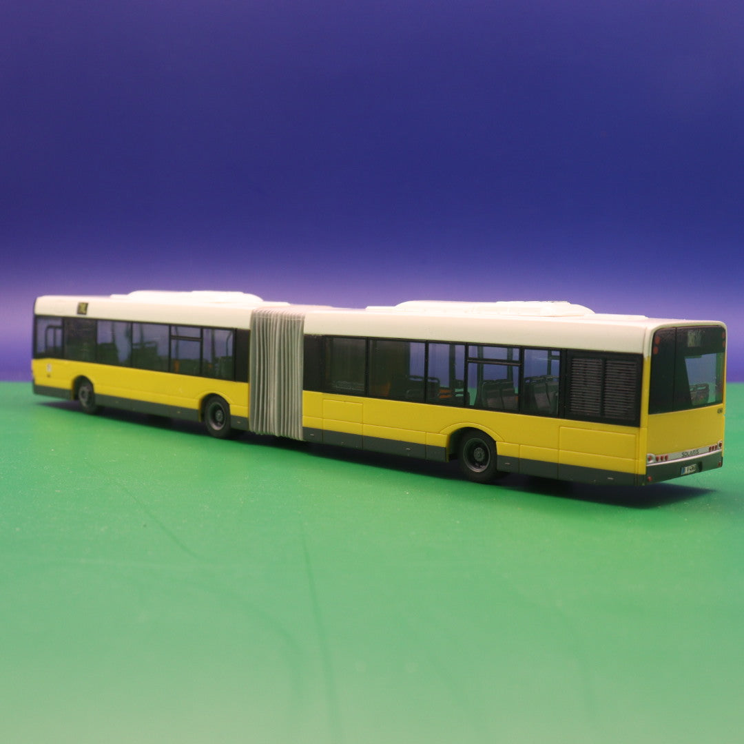 Solaris Urbino 18 - BVG Berlin - TXL Flughafen Tegel Airport - Modellbus Rietze 66844 (Erscheinungsjahr: 10/2011) GEBRAUCHT