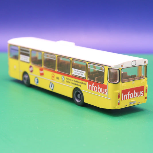 Mercedes Benz O305 - BVG Berlin - Infobus - Modellbus Rietze 74307