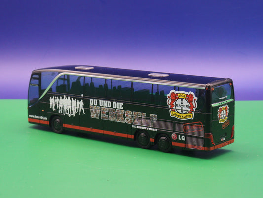 Setra S 416 HDH - Bayer Leverkusen - Du und die Werkself - AWM Modellbus 73353 Reisebus