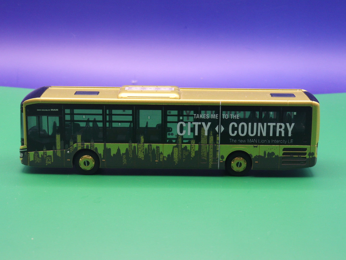 MAN Lions Intercity LE - MAN Truck & Bus SE Vorführdesign - City Country - Modellbus Rietze