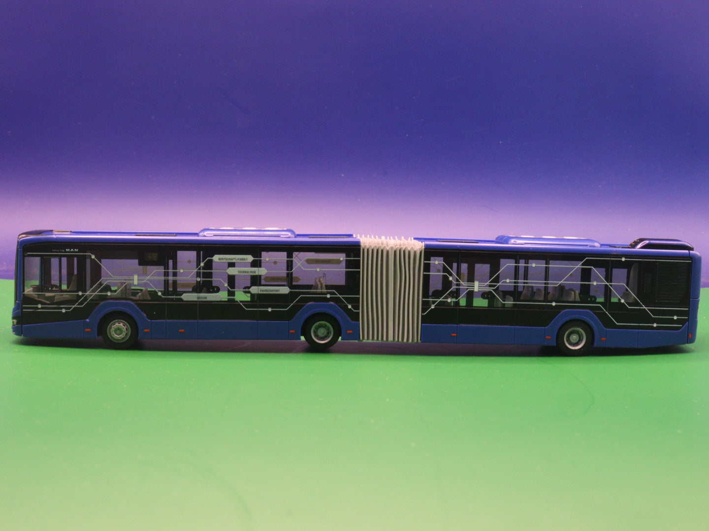 MAN New Lions City 18 - SONDERMODELL- Modellbus Rietze (MAN TRUCK AND BUS AG) - Kathalogmodell 2018/2019