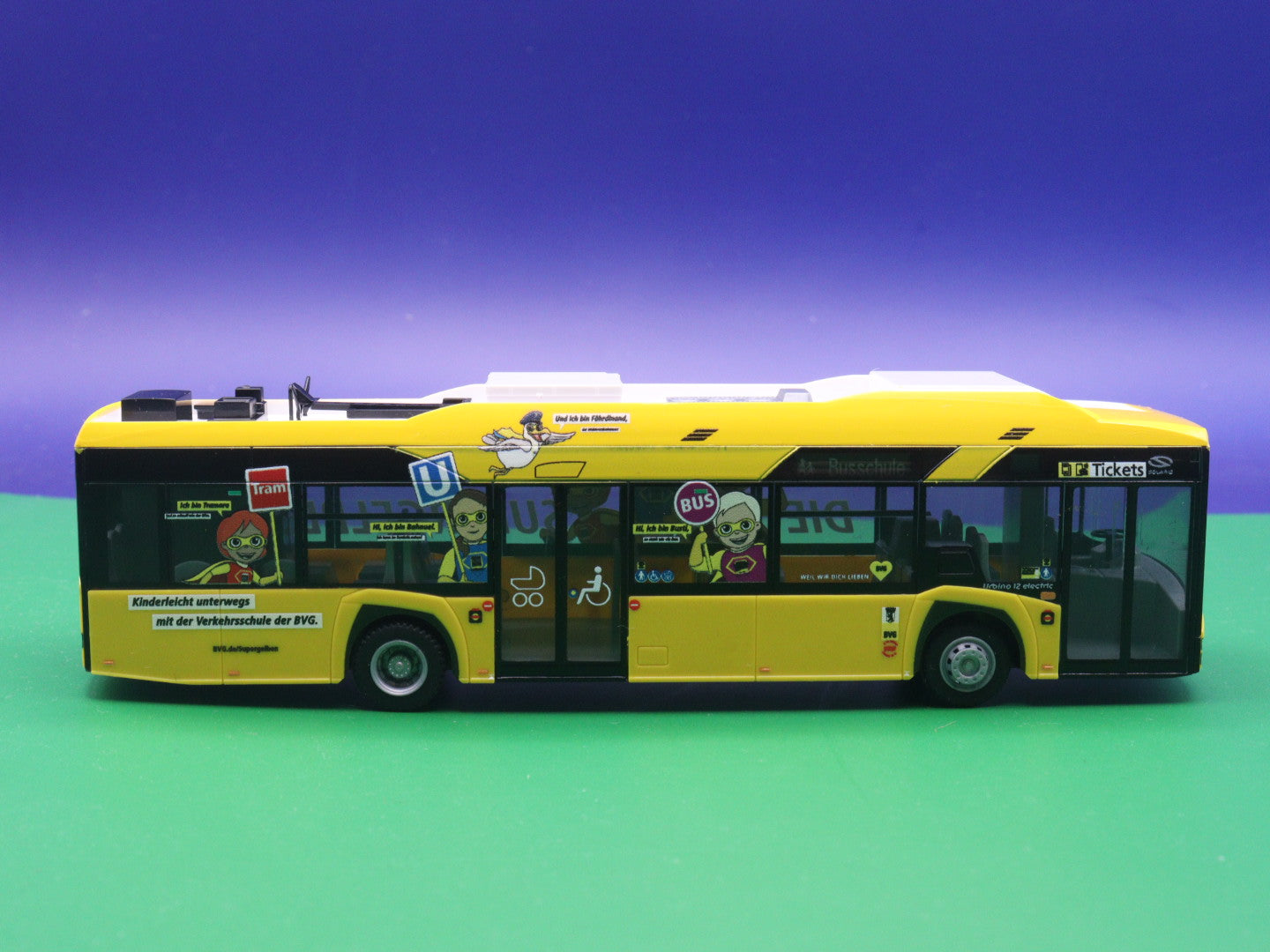 Solaris Urbino 12 electric - BVG Berlin - Verkehrserziehung Modellbus Rietze 73055