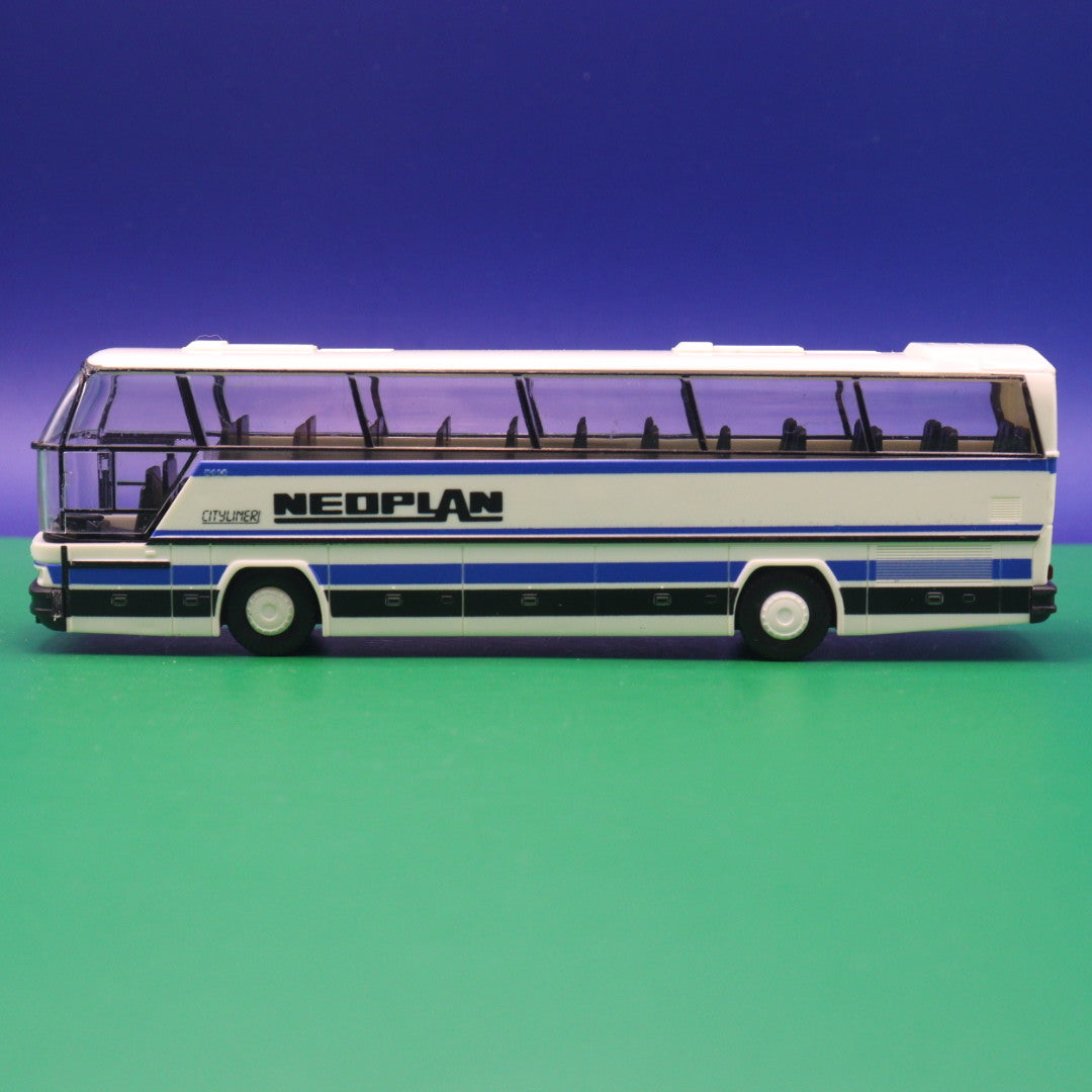 Neoplan Cityliner - Neoplan Modell - Ohne Spiegel - Modellbus Rietze