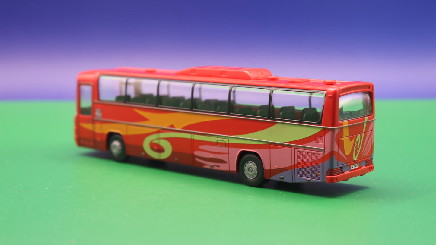 Mercedes Benz 303 - München - Reisebus Modellbus Rietze