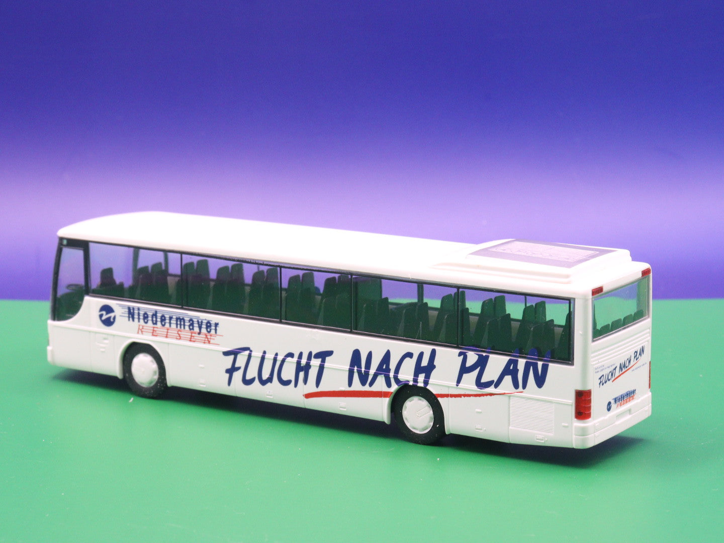 Setra S 315 GT - Flucht nach Plan - Niedermayer Reisen - Modellbus Rietze 61426 Reisebus