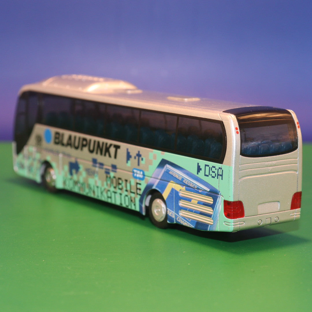 MAN R07 Lions Coach - Blaupunkt - Modellbus Rietze