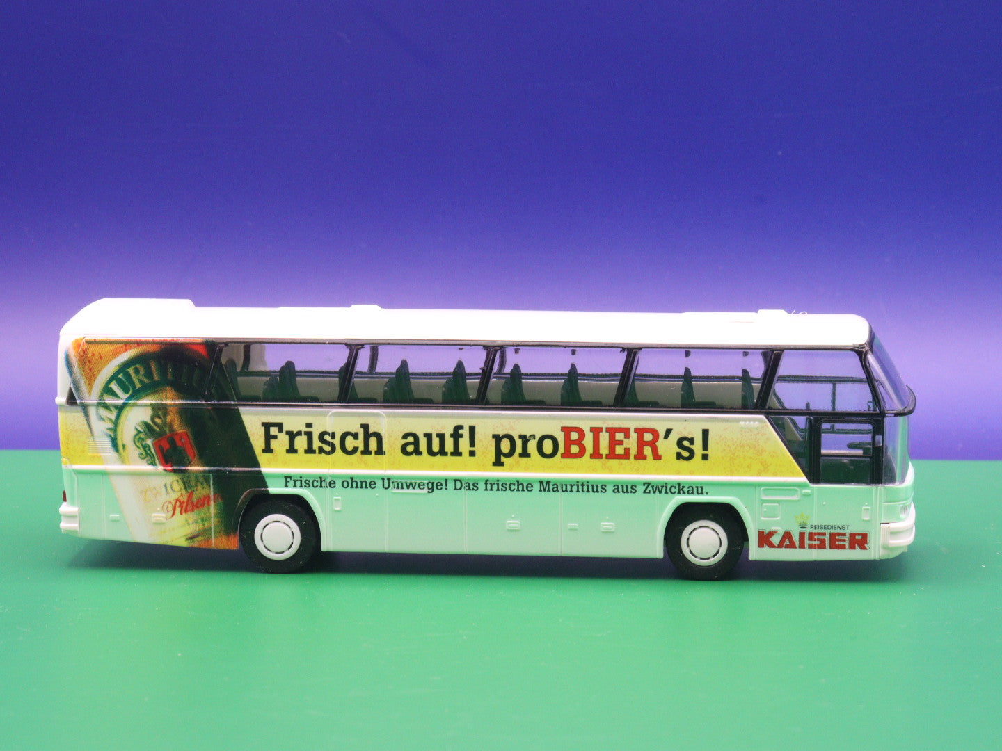 Neoplan Sityliner - Reisedienst Kaiser - Frisch auf! proBIERs - Mauritius aus Zwickau - Modellbus Rietze 60071 Reisebus