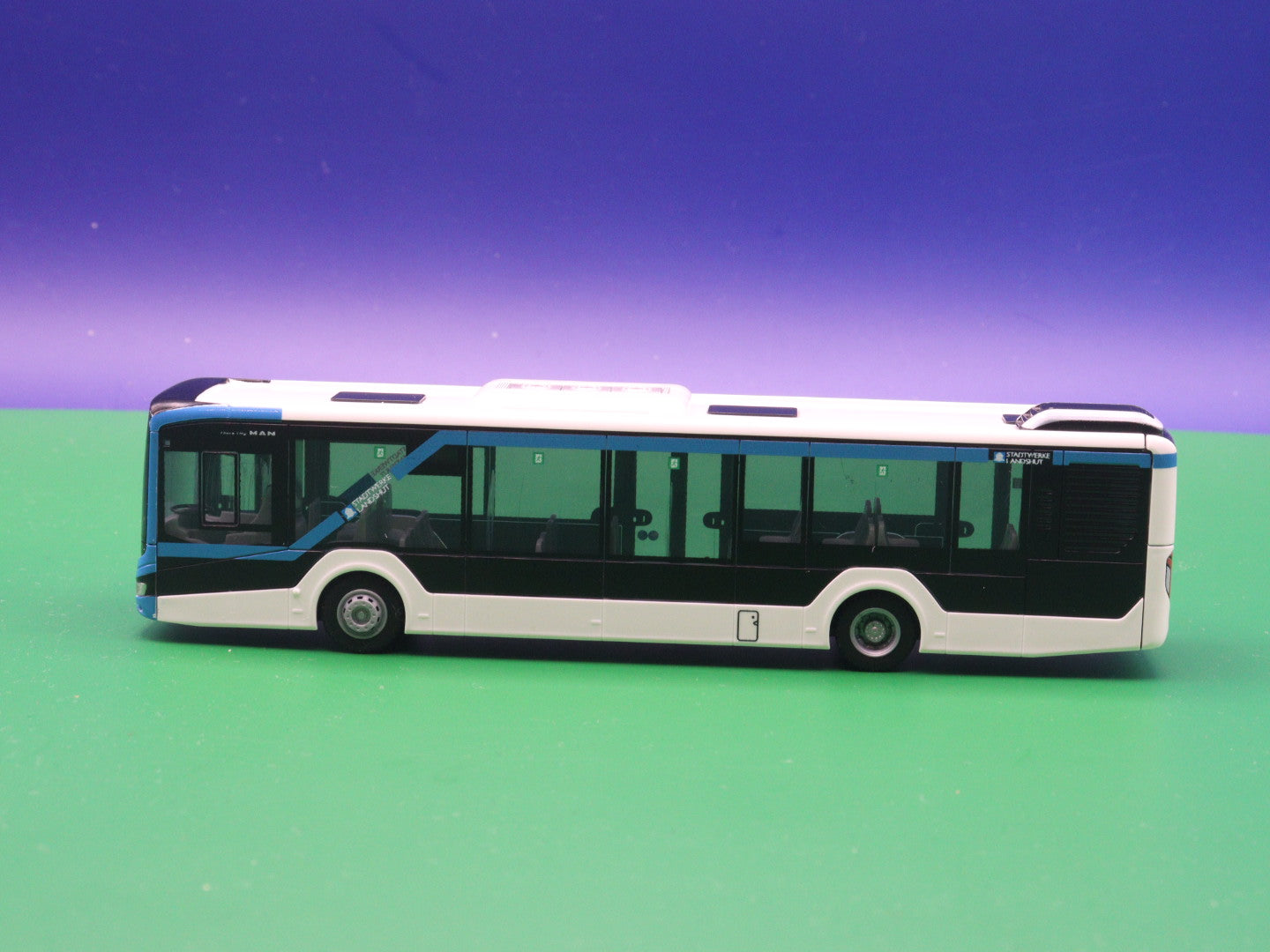 MAN Lions City 12 - Stadtwerke Landshut - Modellbus Rietze 75404