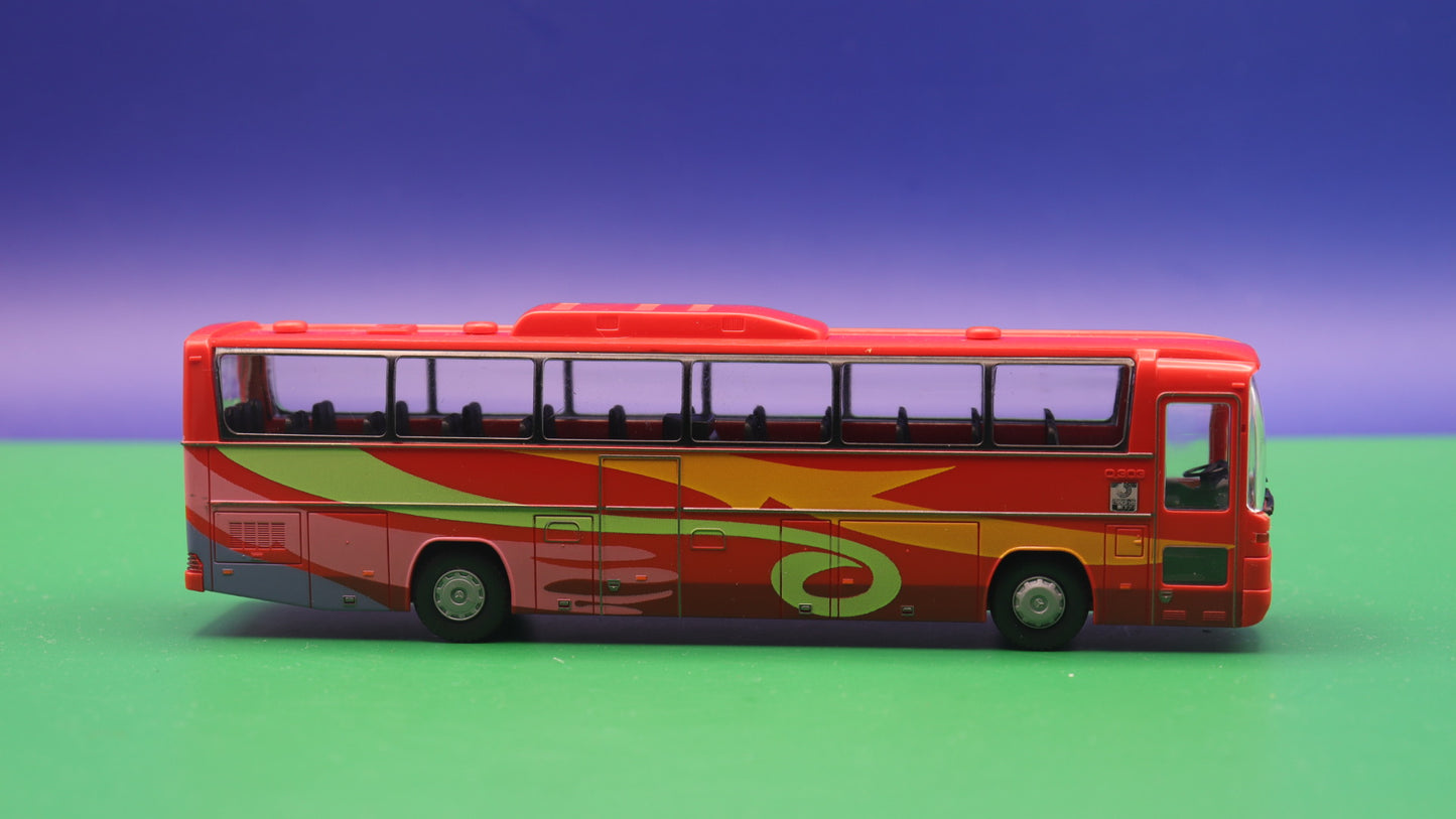 Mercedes Benz 303 - München - Reisebus Modellbus Rietze