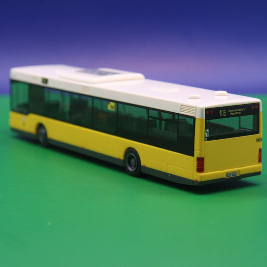 MAN NL - BVG Berlin - Linie 106 Donminicusstr Hauptstr - Ohne Zurüstteile - Modellbus Rietze