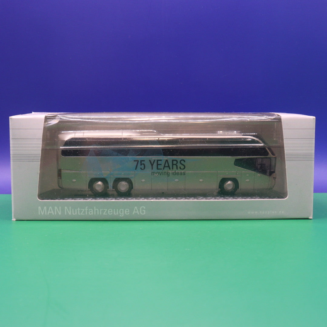 Neoplan Cityliner - 75 years - mit Vitrine - Modellbus Rietze