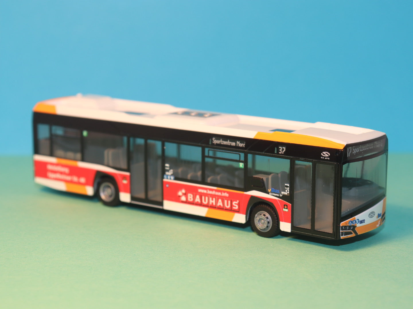 Solaris Urbino 12, V-Bus Lampertheim Bauhaus 2014 Modellbus Rietze 73052