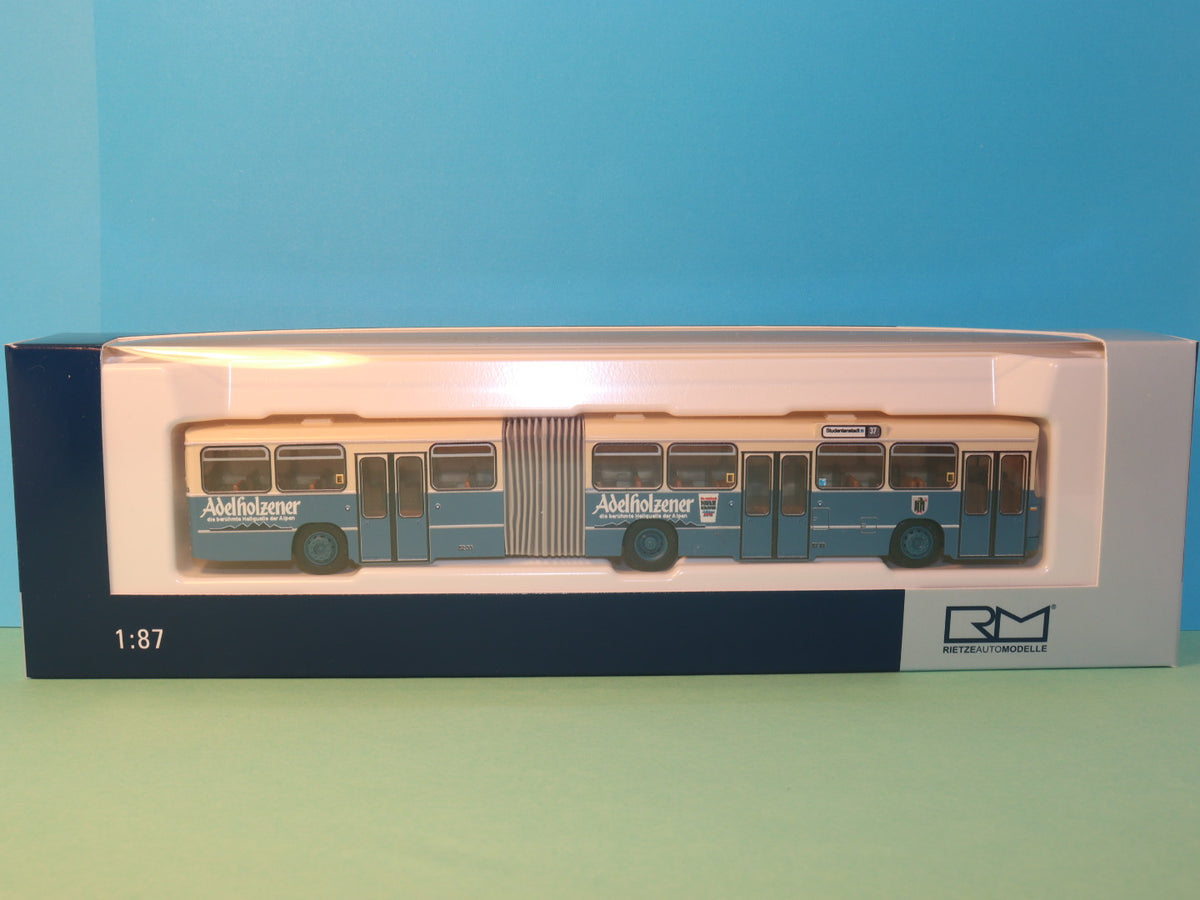 MAN SG 192, MVG München  Adelholzener Modellbus Rietze 75109