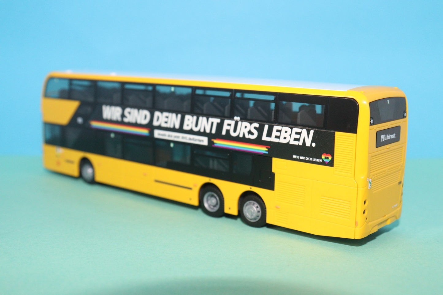 Alexander Dennis Enviro 500, BVG - Bunt fürs Leben Modellbus Rietze 78000