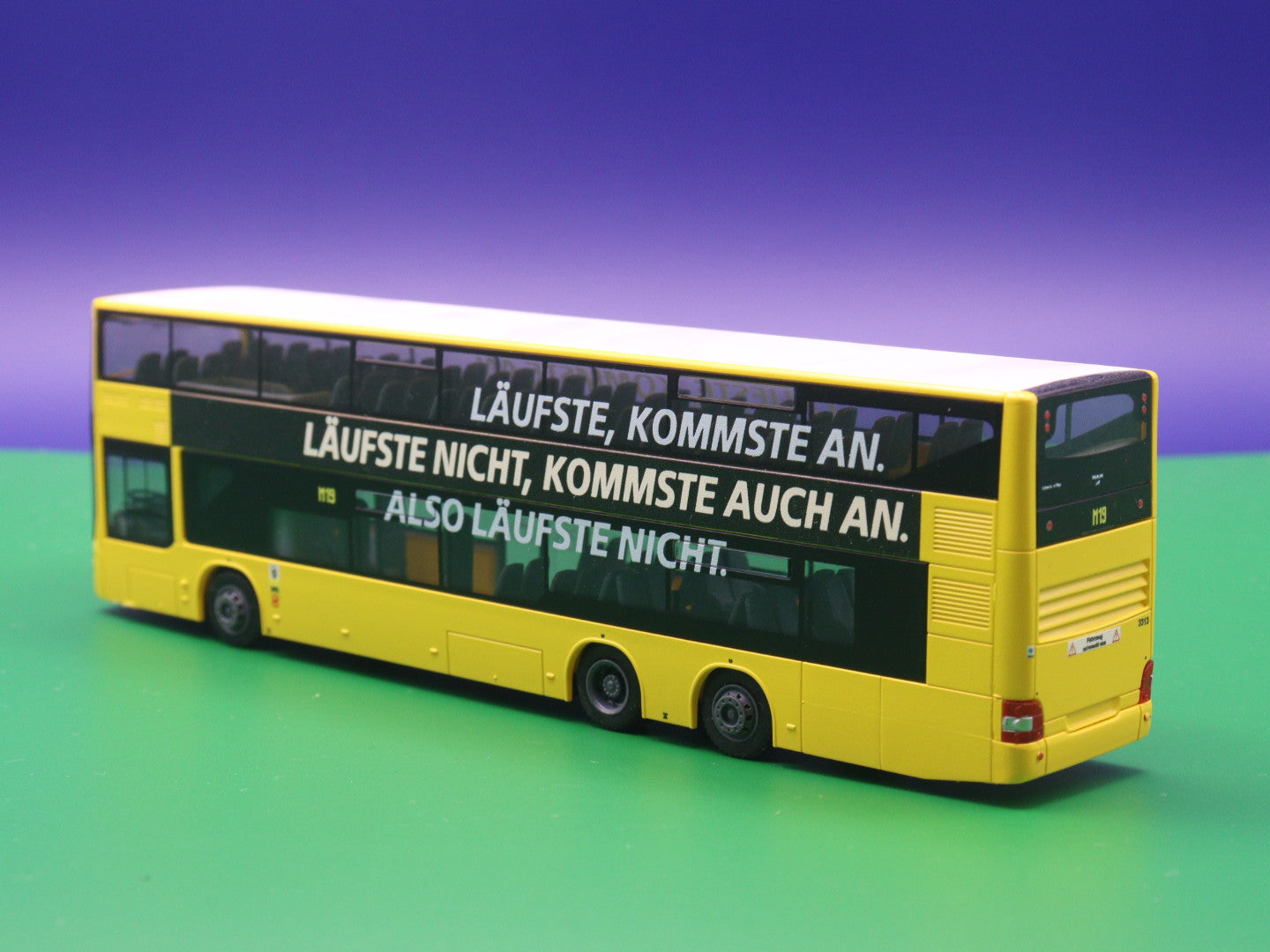 MAN Lions City DL07 - BVG Berlin - Läufste, kommste an - Modellbus Rietze 67799