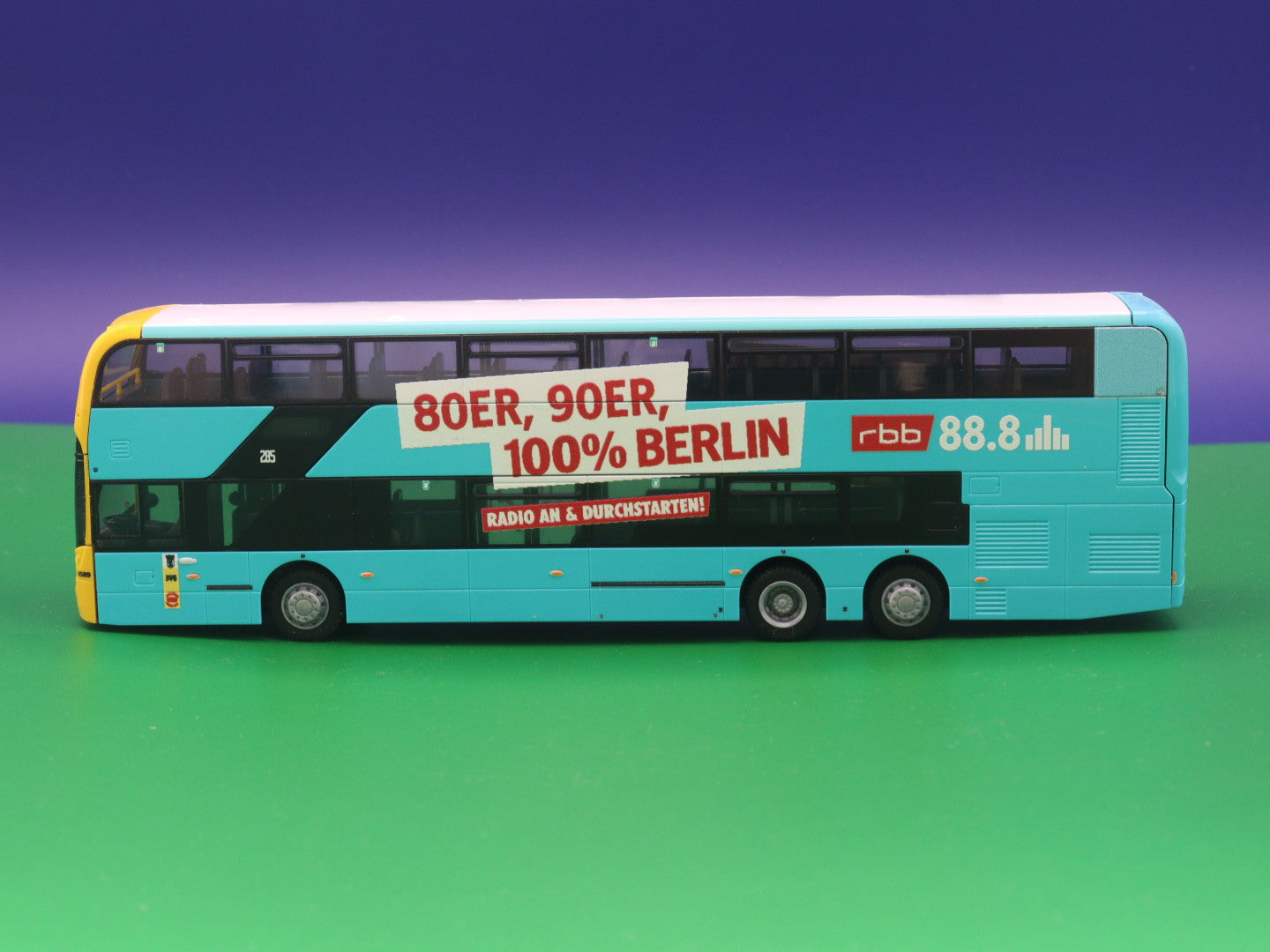 Alexander Dennis Enviro 500 - BVG Berlin - rbb 88,8 - Wagen 3589 - Modellbus Rietze 78009