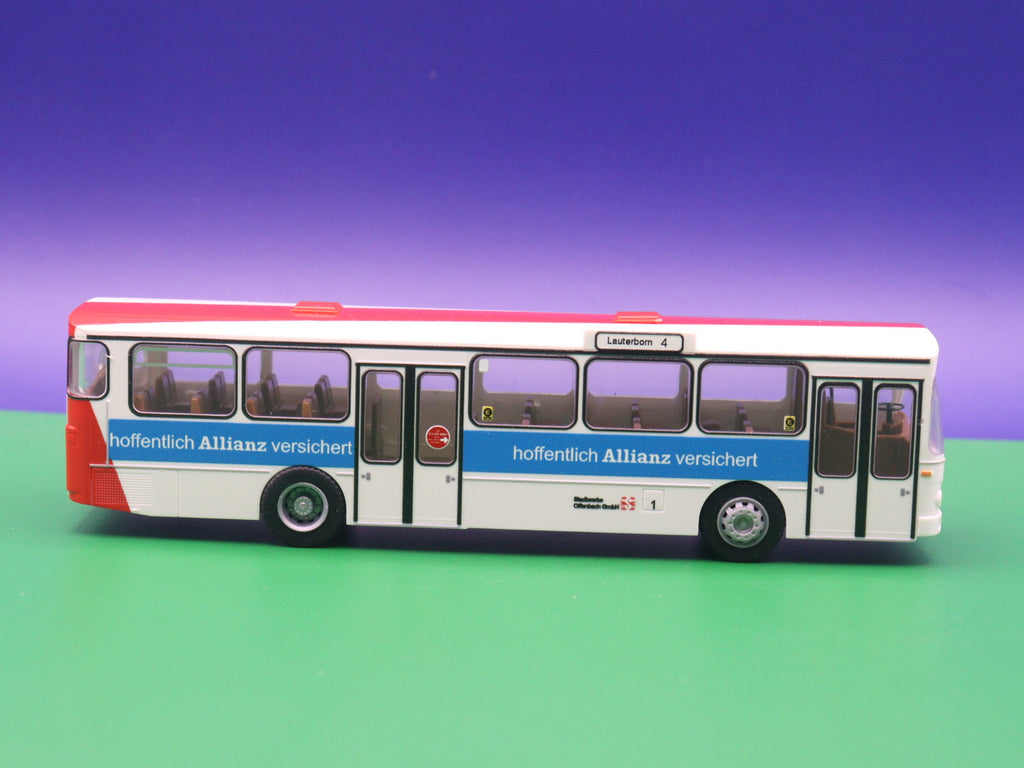 Mercedes Benz O 305 - Stadtwerke Offenbach am Main - Allianz Versicherung - Modellbus Rietze 74323