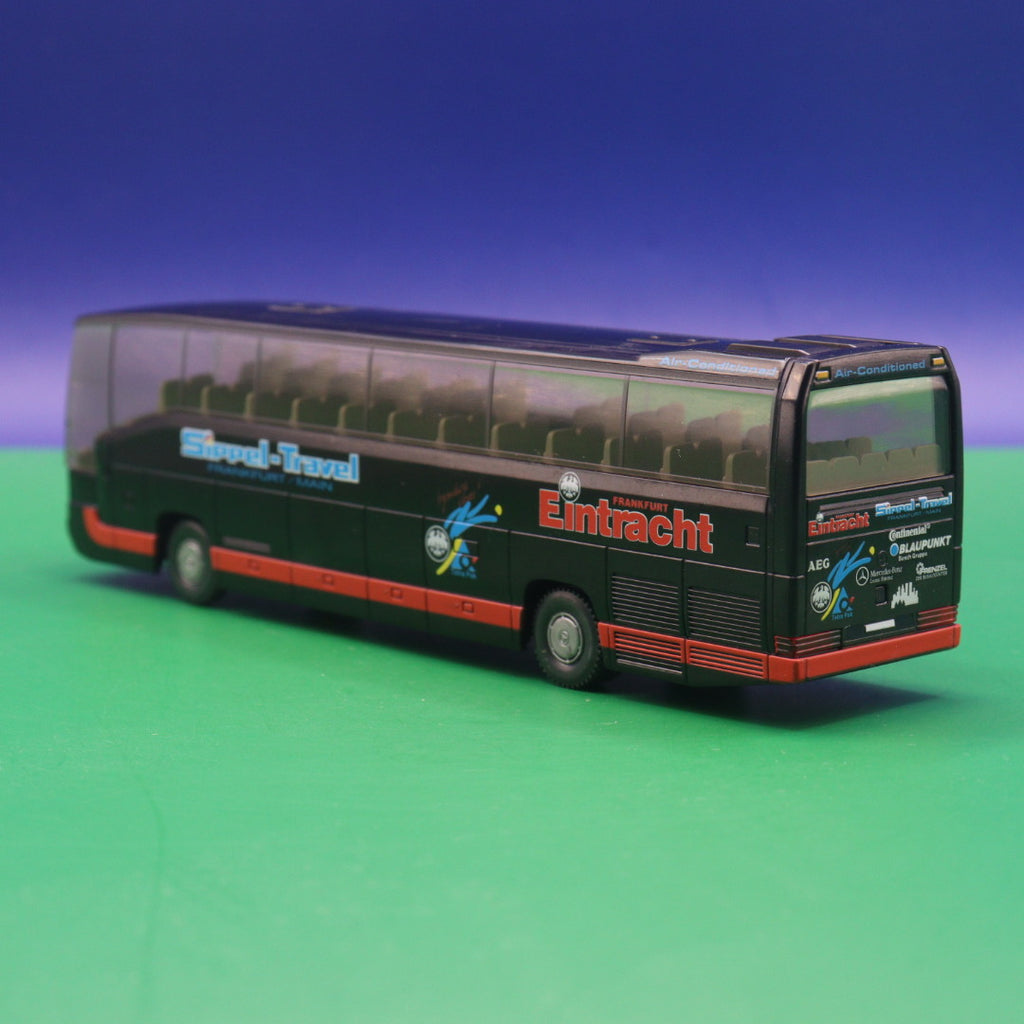 Mercedes Benz O 404 RHD  - Eintracht Frankfurt - Gebraucht, Ohne OVP - Modellbus Wiking