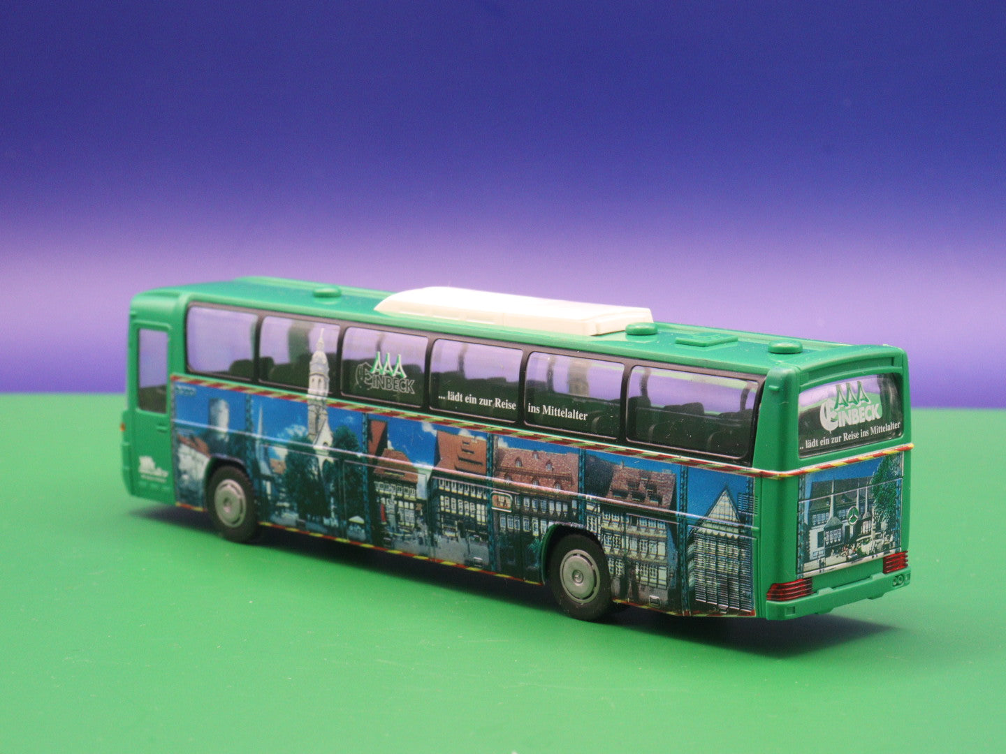 Mercedes Benz O 303 15 - Ilmebahn Stadt Einbeck - Reise ins Mittelalter - Modellbus Rietze Reisebus