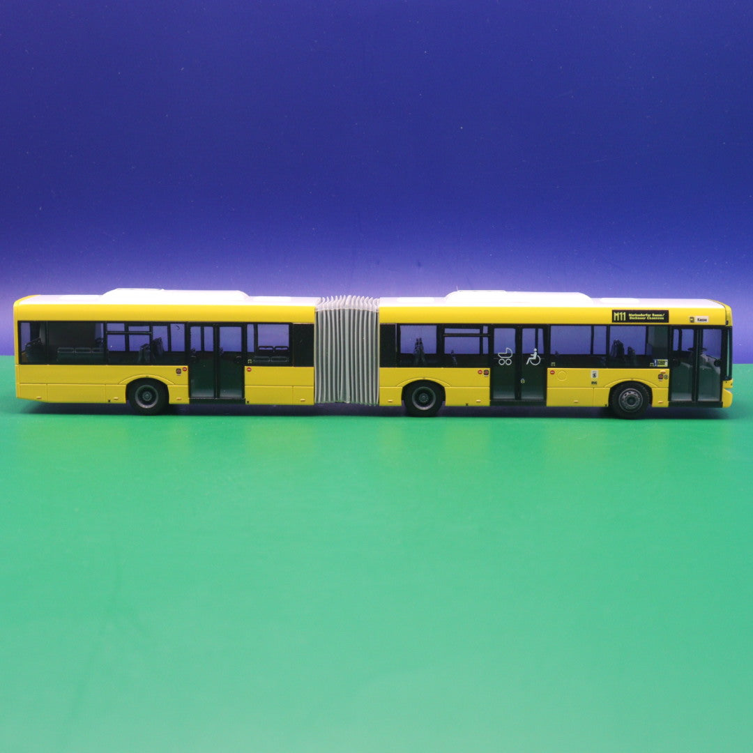 Solaris Urbino 18 - BVG Berlin - Linie M11 Mariendorfer Damm - LIMITIERTE AUFLAGE 100 Stück - Modellbus Rietze 66866-1