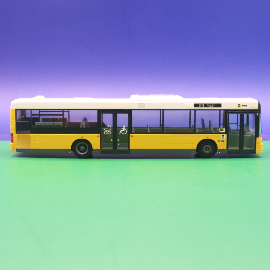 MAN NL - BVG Berlin - Linie X11 Zehlendorf Eiche - Modellbus Rietze 65472