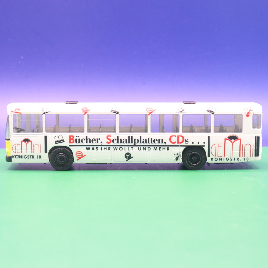 MAN - Gemini - Bücher, Schalplatten, CDs - OHNE OVP - Modellbus Herpa