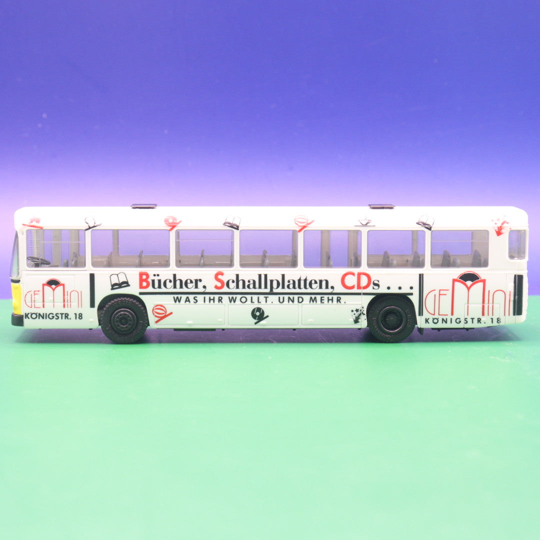 MAN - Gemini - Bücher, Schalplatten, CDs - OHNE OVP - Modellbus Herpa
