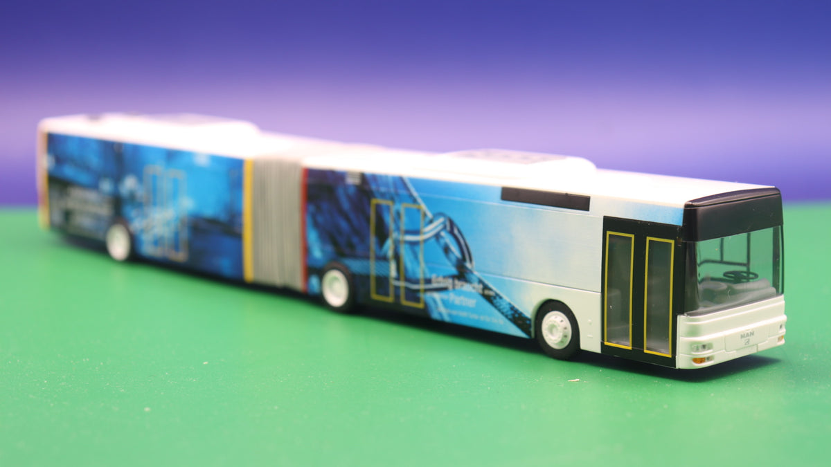 MAN NL NG - Voith Bus Turbo - Vorführbus- Modellbus Rietze OHNE ZURÜSTTEILE