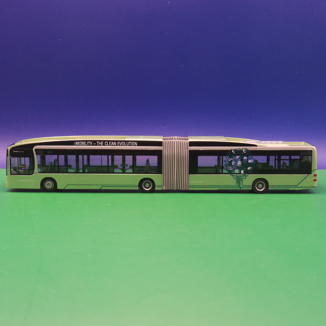 MAN Lions City GL E Bus - eModularity Gold - MAN Truck & Bus AG Sondermodell - Modellbus Rietze