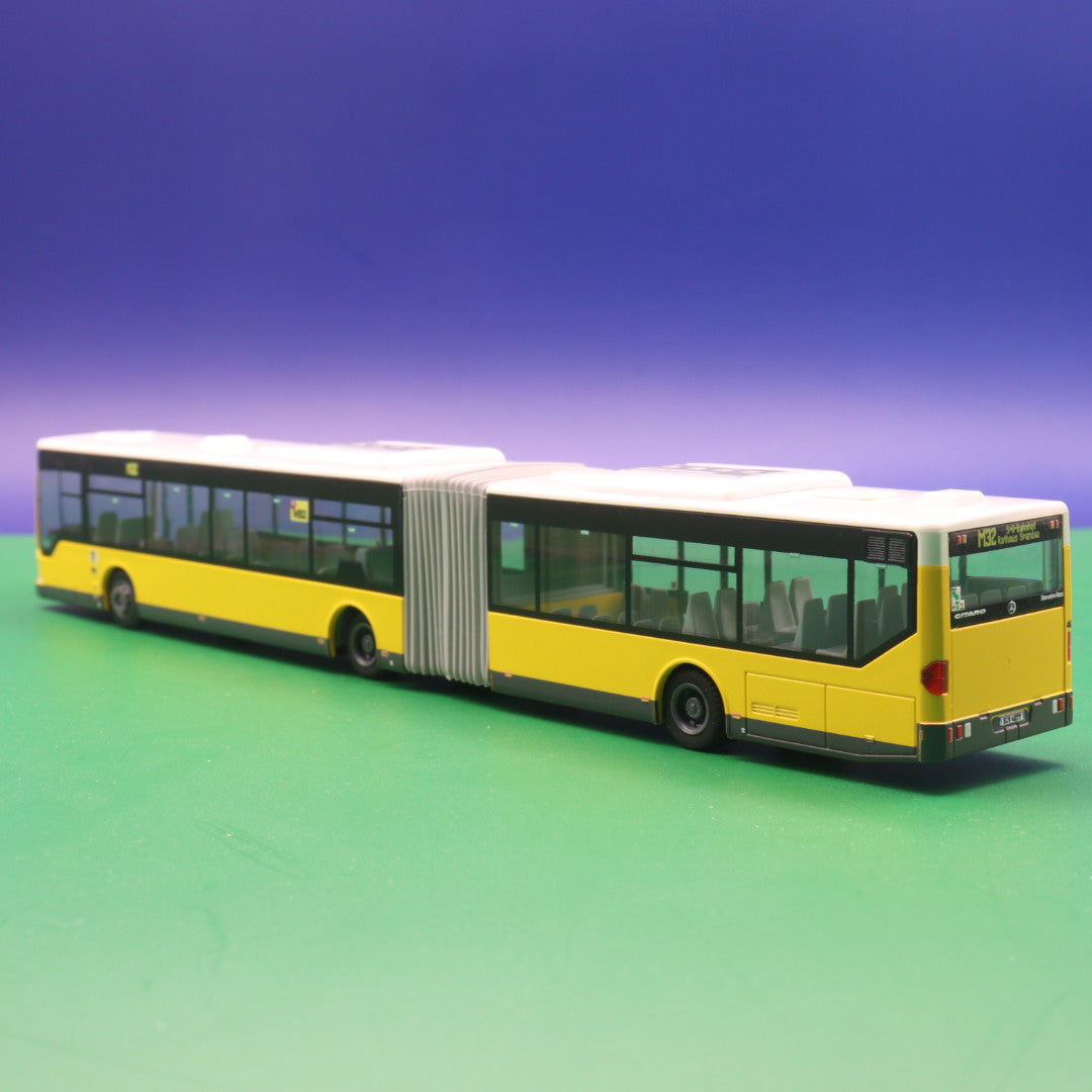 Mercedes Benz O530 Citaro G - BVG Berlin - Linie M32 - Modellbus Rietze 69964
