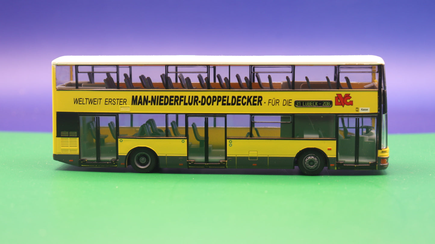 MAN/ABB Henschel DN 95 - BVG Berlin - Weltweit erster MAN-Niederflur (Leihwagen LVG Lübeck 1996) - Modellbus Rietze 67526 (Erscheinungsjahr: 08/2015)