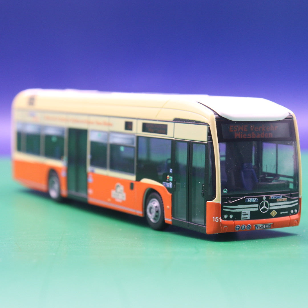 Mercedes Benz eCitaro - ESWE Verkehr Wiesbaden - O 305 Design 1983 - Modellbus Rietze