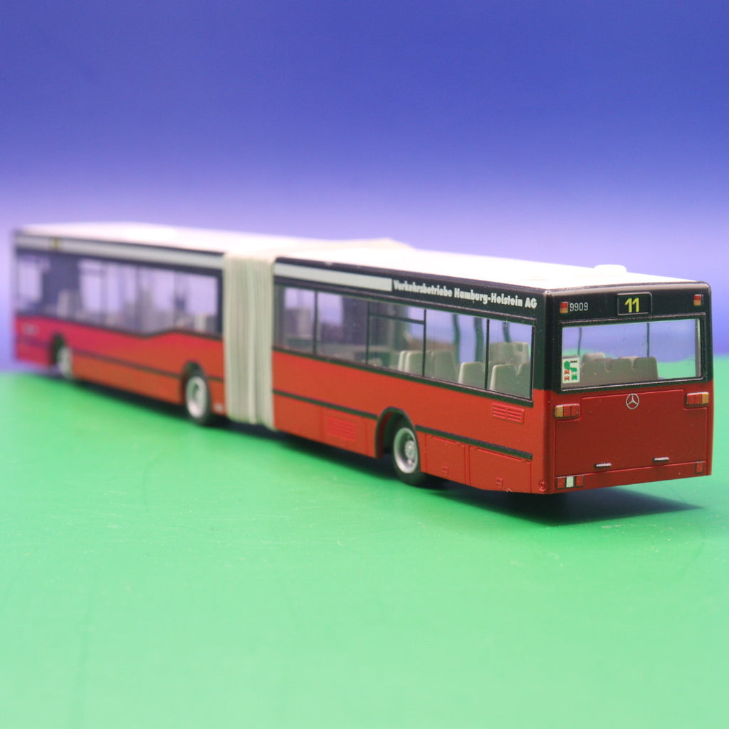 Mercedes Benz O405 G - Verkehrsbetriebe Hamburg-Holstein GmbH VHH - Linie 11 Metrobus U Billstedt - Modellbus Rietze