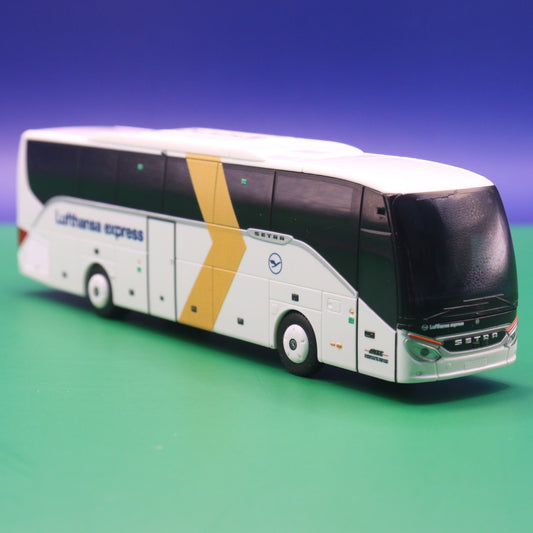 Setra S 515 HD - Lufthansa Express - Arzt Reisen - Modellbus Rietze 77942