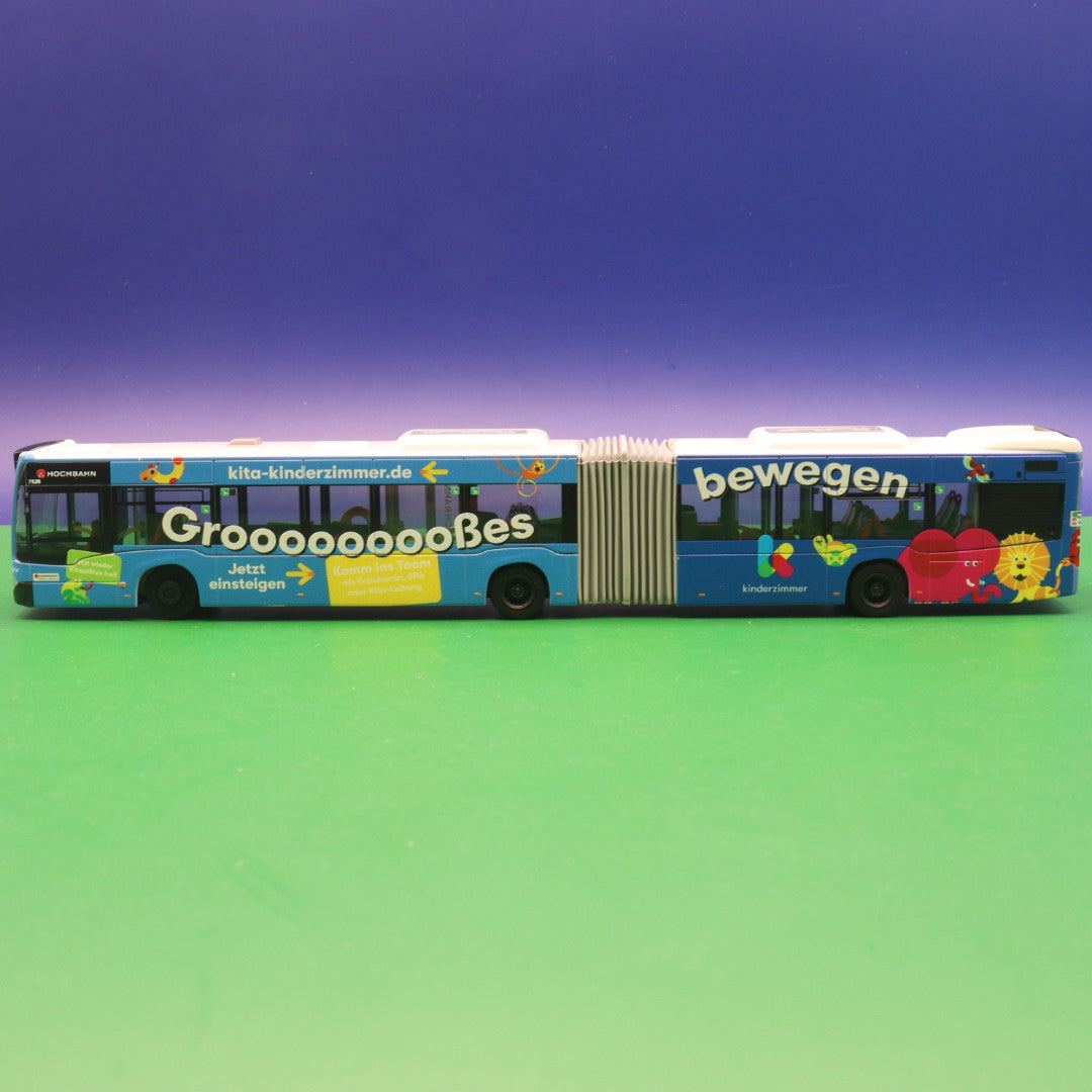 Mercedes Benz Citaro C2 G - Hochbahn Hamburg - Kita Kinderzimmer Linie 53 - Modellbus Rietze 73586