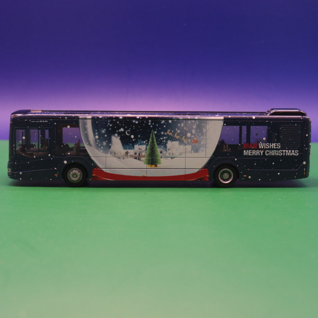 MAN New Lions City 12 - MAN wishes Merry Christmas - Weihnachtsbus 2022 - MAN Truck & Bus SE - Modellbus Rietze 75367
