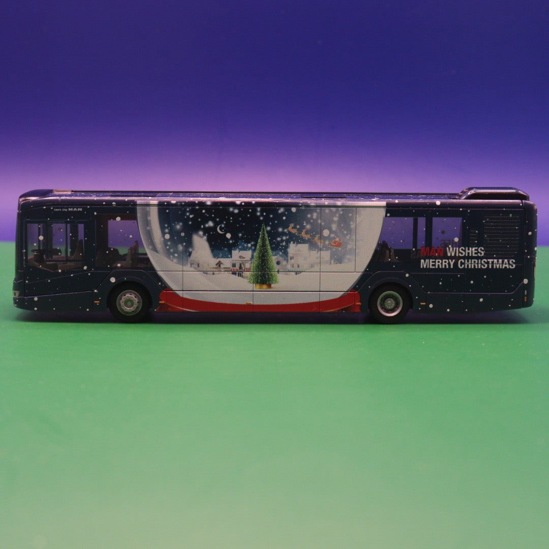 MAN New Lions City 12 - MAN wishes Merry Christmas - Weihnachtsbus 2022 - MAN Truck & Bus SE - Modellbus Rietze 75367