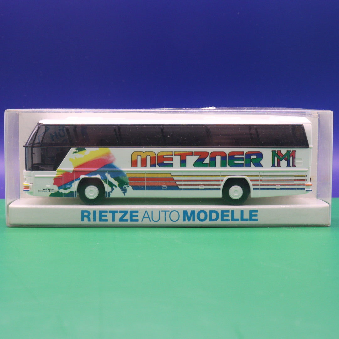Neoplan Reisebus - Metzner Wuhlendorf - Modellbus Rietze