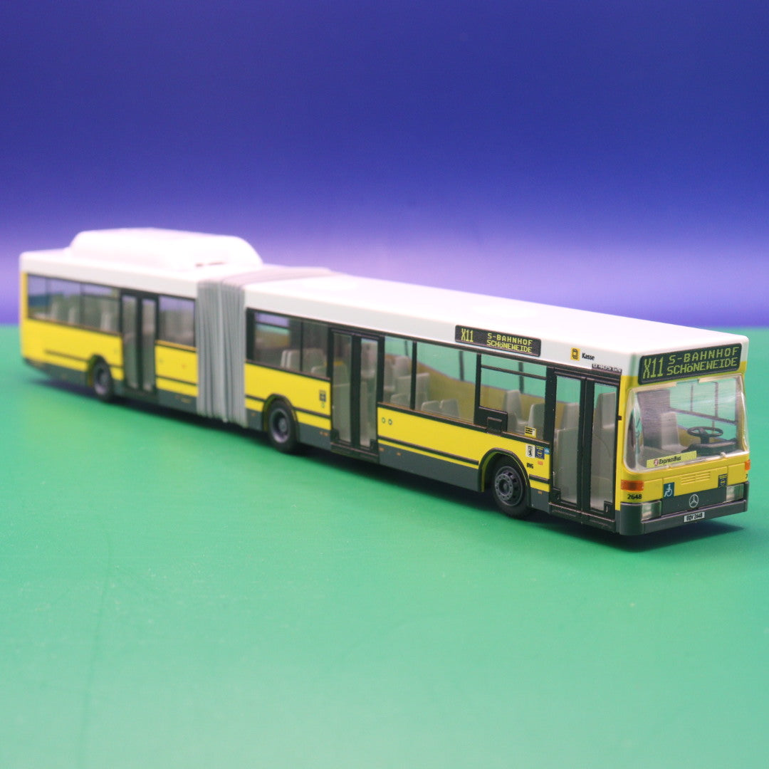 Mercedes Benz O405 GN CNG - BVG Berlin - Linie X11 S Bahnhof Schöneweide - Modellbus Rietze