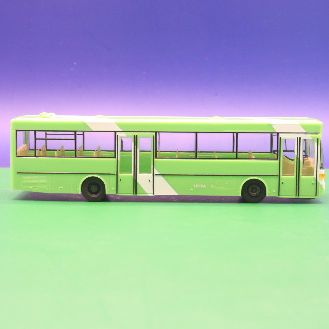 Mercedes Benz O405 - Üstra Hannover - Kempel Modellbus