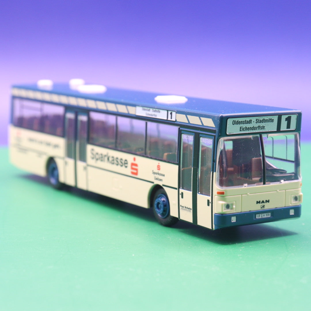 MAN SL 202 - Sparkasse Uelzen - Paul Schulze Autobusbetrieb - Linie 1 Oldenstadt Stadtmitte Eichendorffstr - Modellbus Rietze 72105