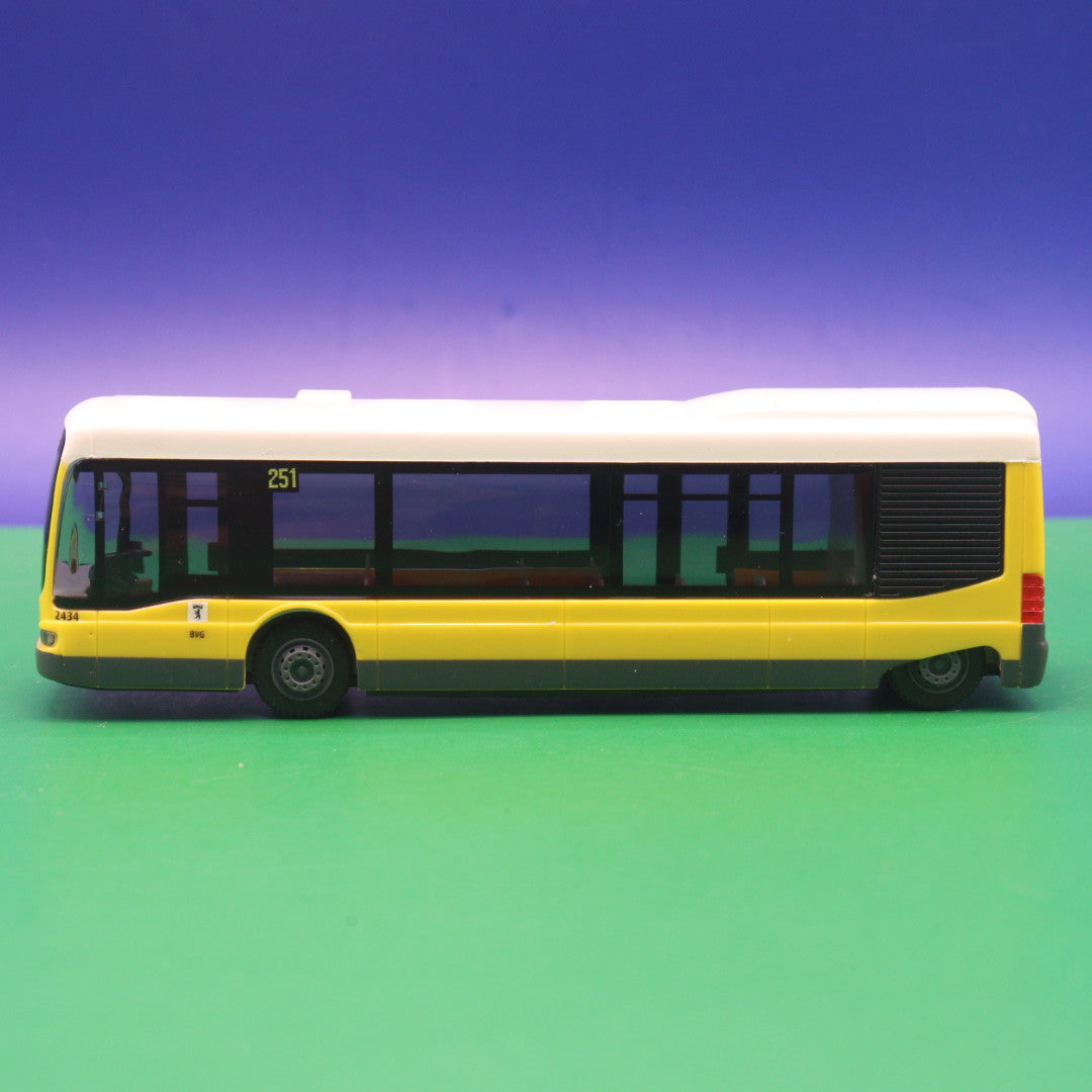 Mercedes Benz Cito - BVG Berlin - Linie 251 S Buch - Modellbus Rietze 63340